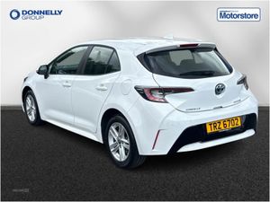 Toyota Corolla 1.8 Vvt-i Hybrid Icon Tech 5dr CVT - Image 2