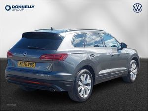 Volkswagen Touareg 3.0 V6 TDI 4motion 231 SE 5dr - Image 3