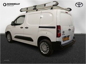 Toyota Proace 1.5d 100 Icon Van  6 Speed - Image 2