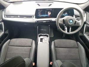 BMW iX1 Edrive20 M Sport - Image 4