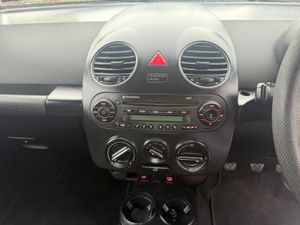 Volkswagen Beetle - Image 3