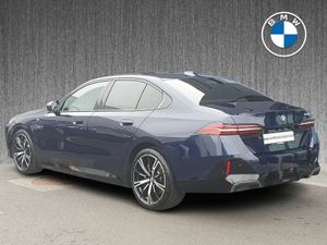 BMW 5 Series 530e M Sport Saloon - Image 3