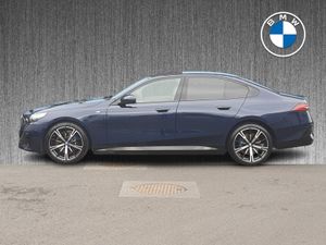 BMW 5 Series 530e M Sport Saloon - Image 4