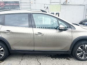 Peugeot 2008 1.2 Puretech 82bhp Allure - Image 4