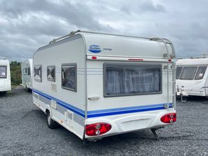 Hobby 4 Berth Fixed Bed Caravan - Image 4