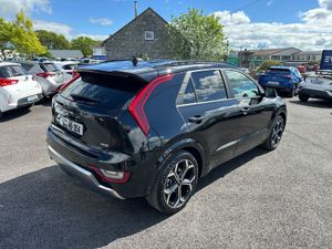 K4 Plug in Hybrid - Almost new - PHEV - Image 3