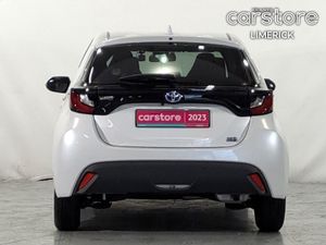 Toyota Yaris Hybrid - Image 4