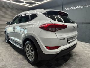 Hyundai Tucson 1.7 Executive 5DR - Image 3