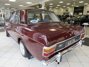 Ford Cortina 1300 DELUXE AUTOMATIC // IMMACULATE C - Image 4