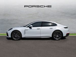Porsche Panamera 4 E-hybrid - Image 4
