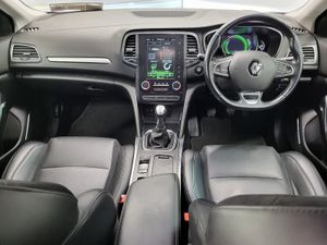 Renault Megane 1.5 dCi 110 Signature NAV - Image 4