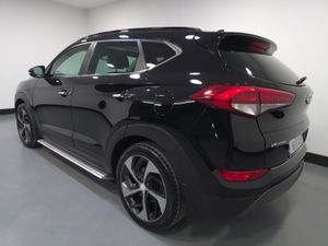 Hyundai Tucson Premium Plus 2.0 CRDI - Image 2