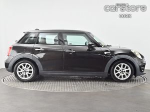 MINI Cooper Cooper - Image 2