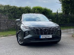 Hyundai Tucson 2WD Executive Plus - Image 4