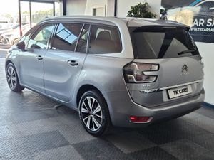 19 NEW MODEL CITROEN C4 PICASSO FEEL - Image 3