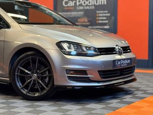 2015 Volkswagen Golf Highline 1.4TSi Auto DSG - Image 4