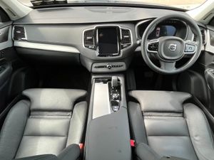 Volvo XC90 T8 Plus Dark AWD Sunroof Phev - Image 2