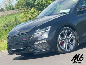 Skoda Octavia VRS 2.0 TDI Auto DSG 200BHP - Image 3