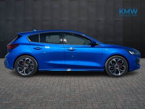 Ford Focus St-line X 1.0 125BHP... Full Leather - Image 3