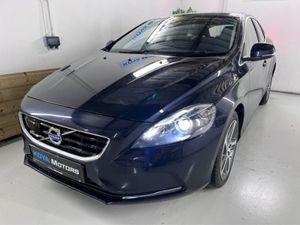 Volvo V40 2.0 D4 SE Luxury Diesel Automatic // Ma - Image 4