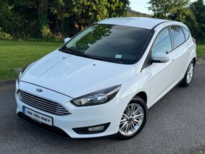 Ford Focus 2018 1.5 diesel low km clean car - Image 4