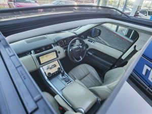 LAND ROVER RANGE ROVER SPORT 2.0 HSE **SUNROOF** - Image 2