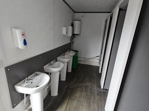 20ft Toilet Portable - Image 2