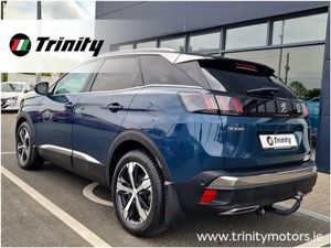 Peugeot 3008 Panoramic Roof Electric Tailgate 1.5 - Image 3