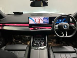 BMW i5 M-sport Edrive40 - Reversing Camera - Sat - Image 4