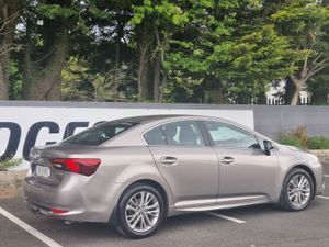 Toyota Avensis 2.0 D LUNA - Image 3