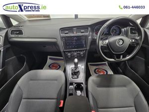 Volkswagen Golf 1.2 TSI Automatic  Reversing Came - Image 2