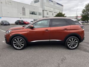 Peugeot 3008 Allure 1.2 130 4DR - Image 4