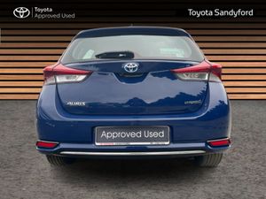 Toyota Auris Hybrid Icon Tech // Rear Camera // B - Image 4