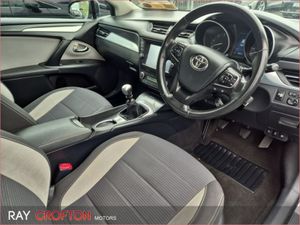 Toyota Avensis 1.6 D-4d (112) Luna Touring Sports - Image 2