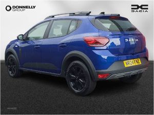 Dacia Sandero Stepway 1.0 TCe Extreme 5dr - Image 2