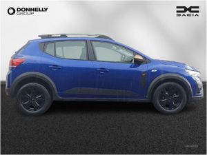 Dacia Sandero Stepway 1.0 TCe Extreme 5dr - Image 3