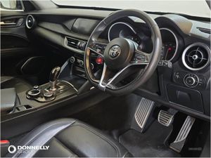 Alfa Romeo Stelvio 2.0 Turbo 200 Nero Edizione 5d - Image 4