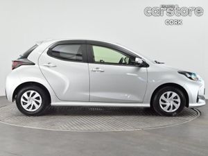 Toyota Yaris 1.5 Hybrid Auto - Image 2
