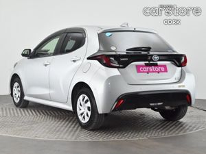 Toyota Yaris 1.5 Hybrid Auto - Image 3