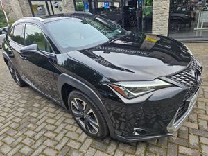 2021 LEXUS 250H LUXURY AUTO. - Image 4