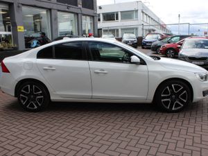 Volvo S60 SE LUXURY 4DR SALOON AUTOMATIC - Image 3