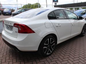 Volvo S60 SE LUXURY 4DR SALOON AUTOMATIC - Image 4