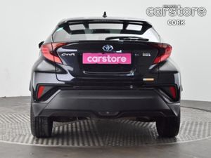 Toyota C-HR 1.8 Hybrid Auto - Image 4
