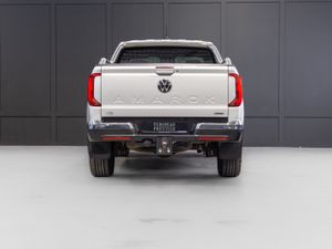 232 Volkswagen Amarok 5 Seat N1 Crewcab - Image 4