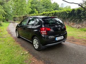 2010 Citroen C3 1.4L, Taxed & New NCT until 2026! - Image 2