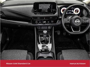Nissan QASHQAI 1.3 PET Mild Hybrid SV Premium - T - Image 4