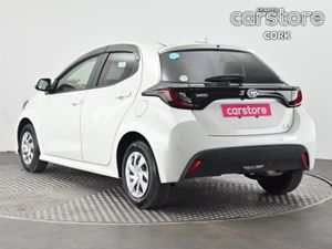 Toyota Yaris 1.5 Hybrid Auto - Image 3