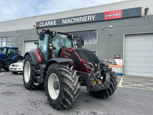Valtra T235 Versu - Image 2