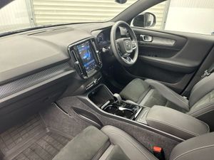 Volvo XC40 BEV PRO  low Mileage   75 P/W 3yrs - Image 4