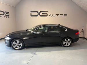 Jaguar XF 2.0 D Portfolio 180PS 4DR Auto - Image 2